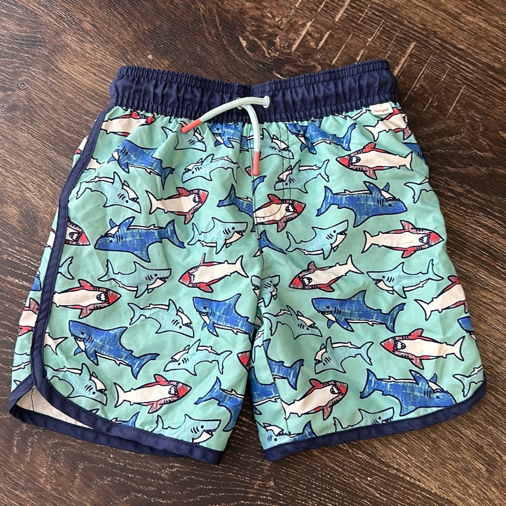 Boys shark swimming trunks 5t